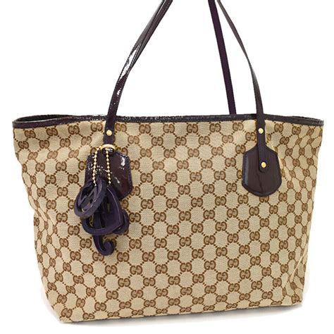 gucci 211975|Gucci GG Canvas Charm Handbag Tote Bag 211975 Beige Black .